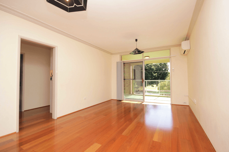 1/55-57 Parkview Road, Russell Lea, NSW 2046