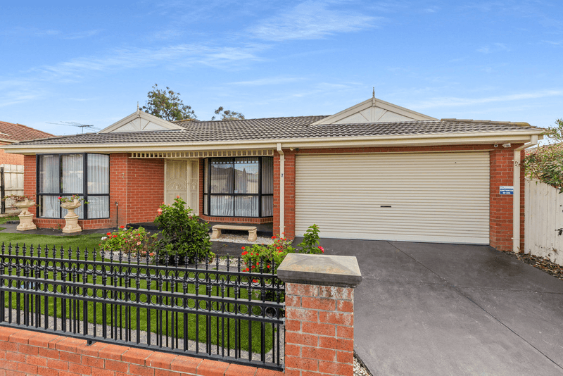 7  Chardonnay Drive, SKYE, VIC 3977