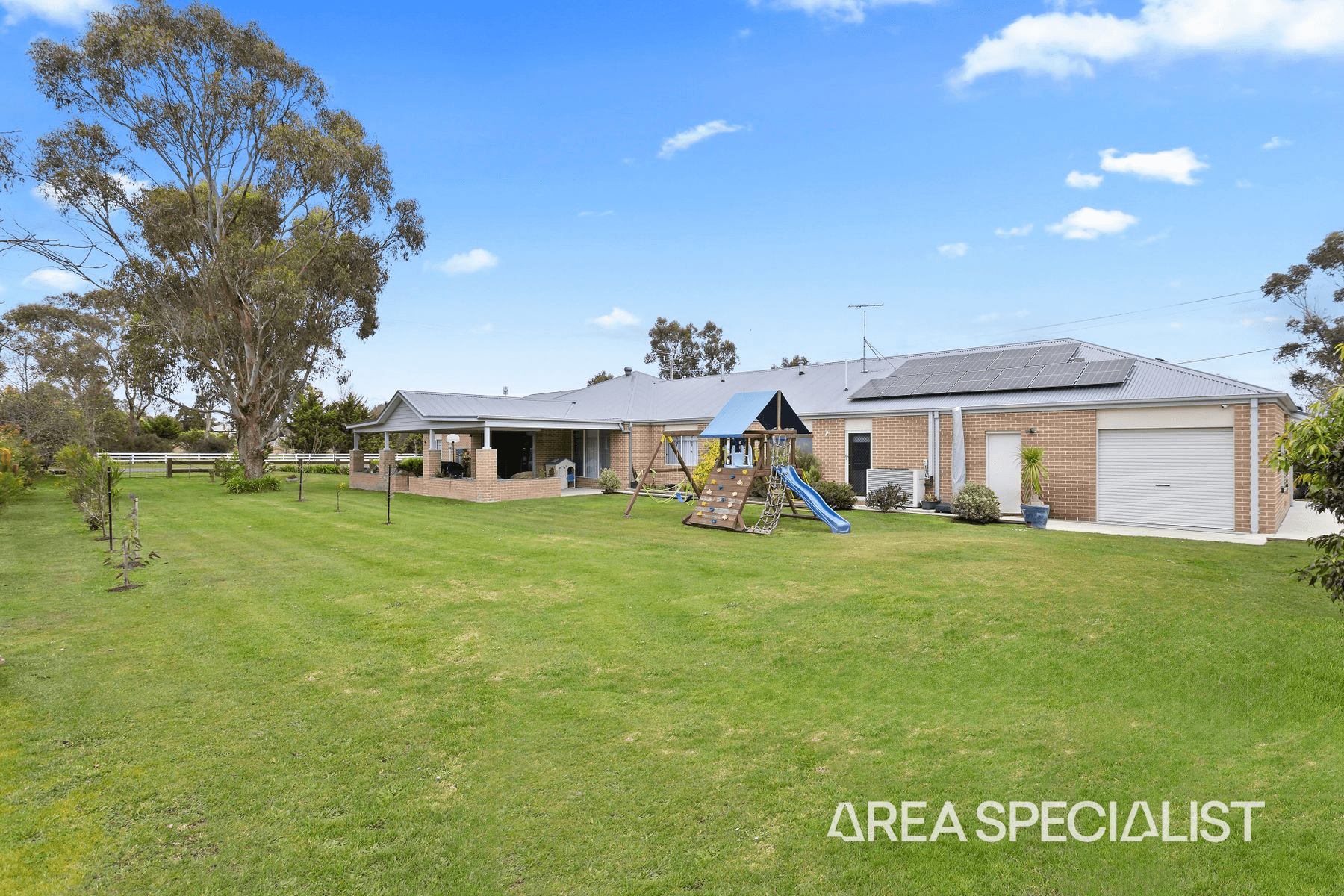 2 Forster Drive, Nyora, VIC 3987