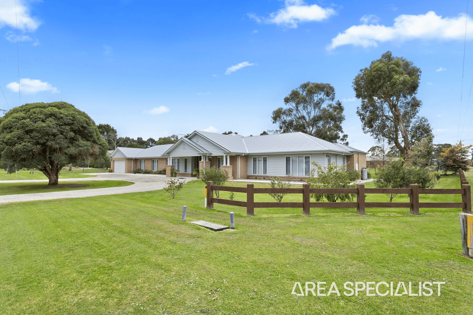 2 Forster Drive, Nyora, VIC 3987