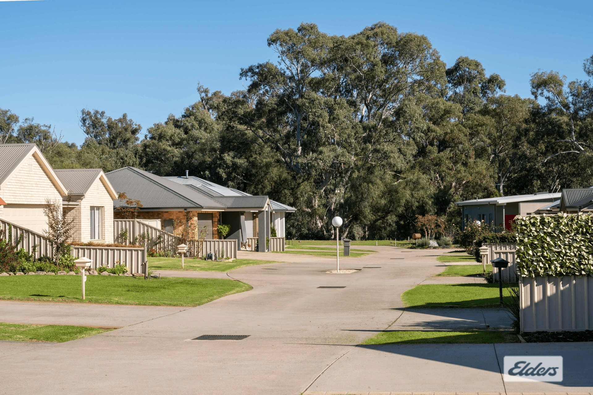 103 Pearce Street, Howlong, NSW 2643