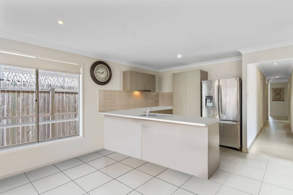 14 Stirling Circuit, REDBANK PLAINS, QLD 4301