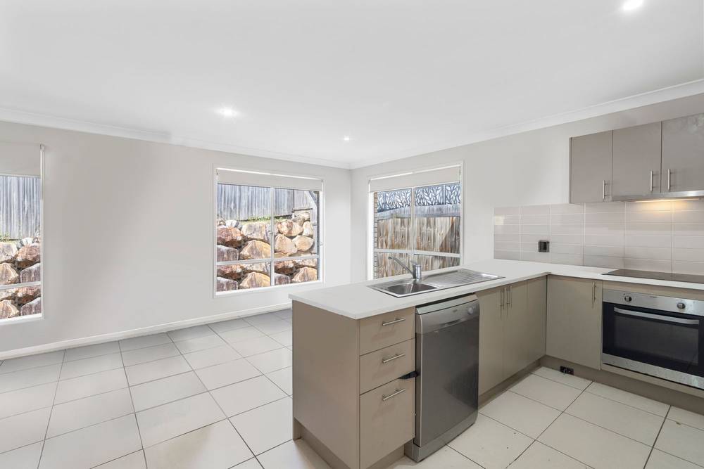 14 Stirling Circuit, REDBANK PLAINS, QLD 4301