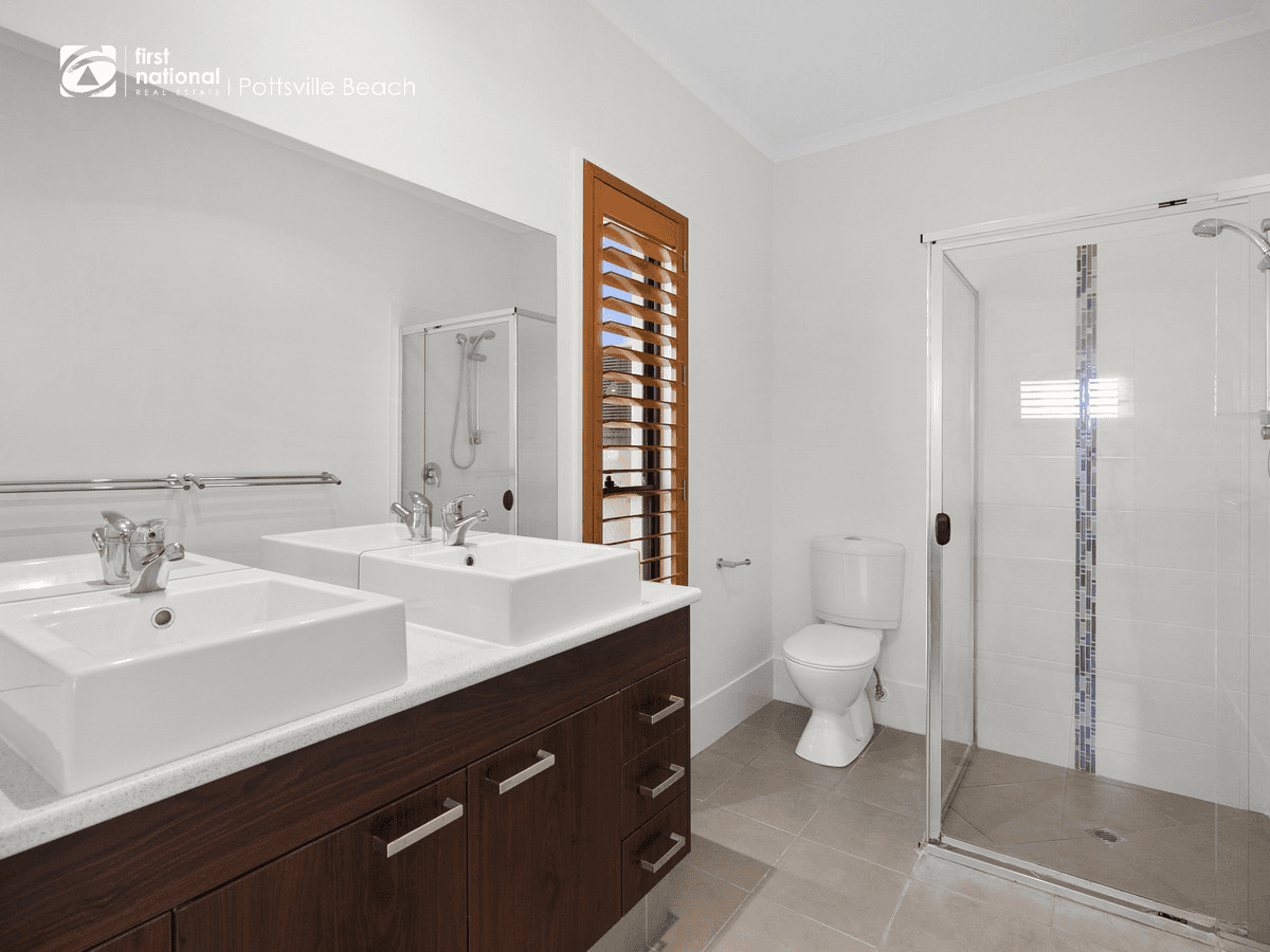 54 Lennox Circuit, Pottsville, NSW 2489