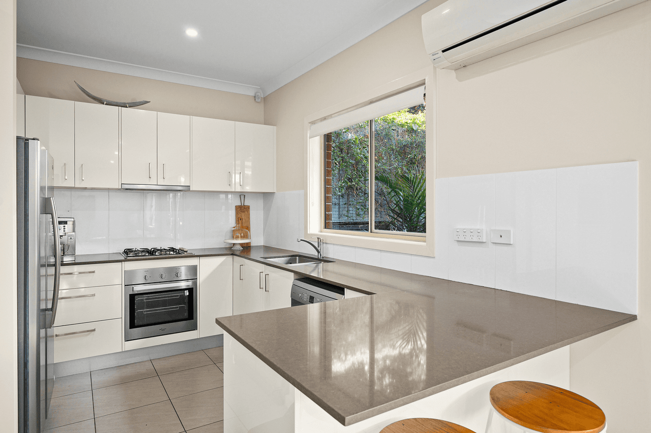 1/16 Campbell Street, Woonona, NSW 2517