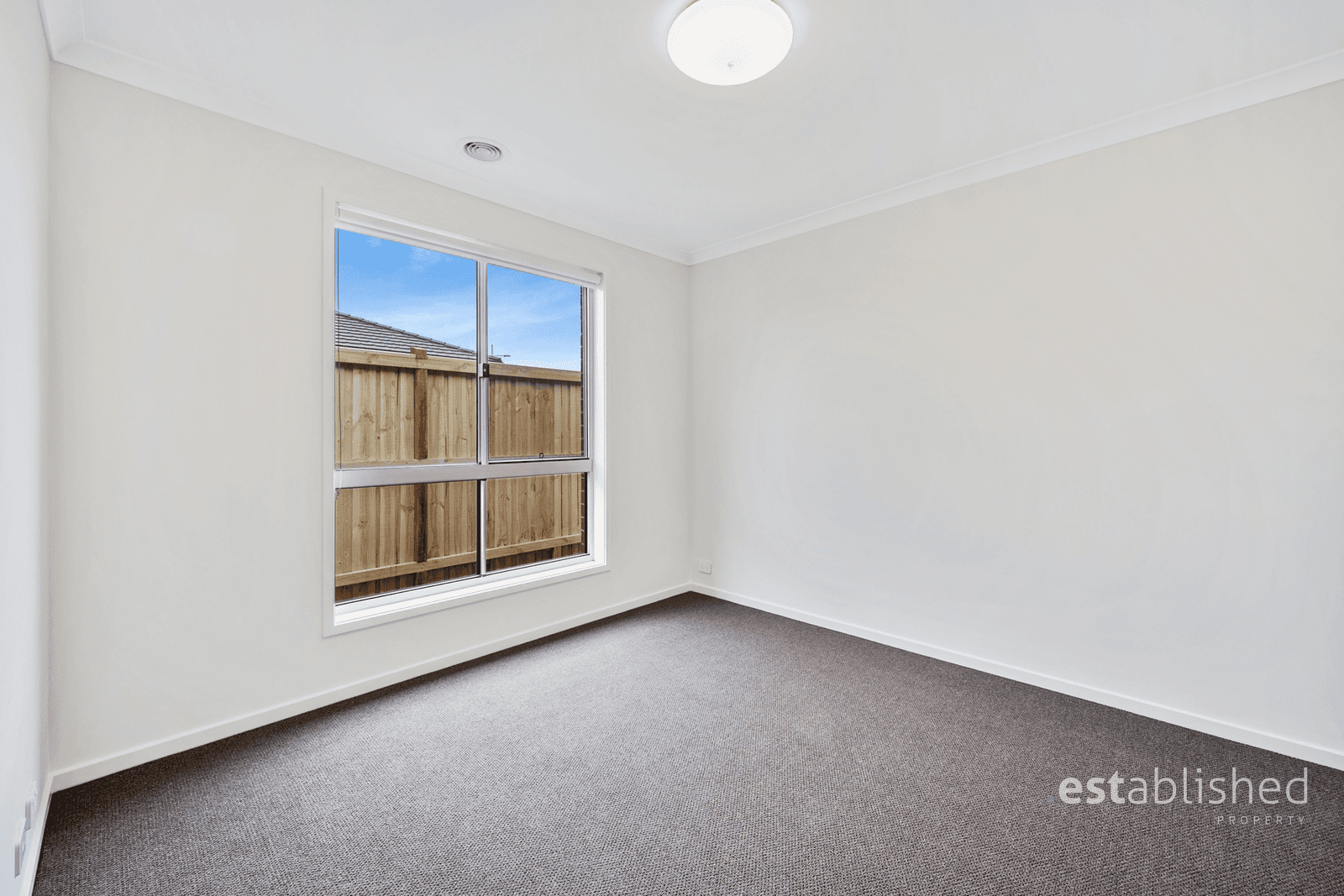 12 Maggie Crescent, MAMBOURIN, VIC 3024