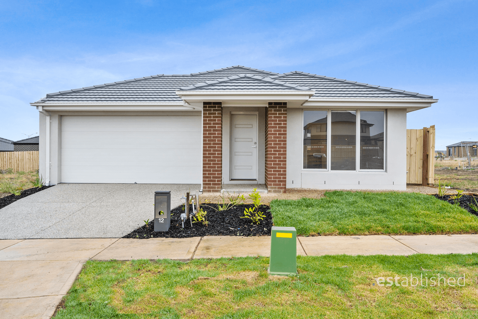 12 Maggie Crescent, MAMBOURIN, VIC 3024