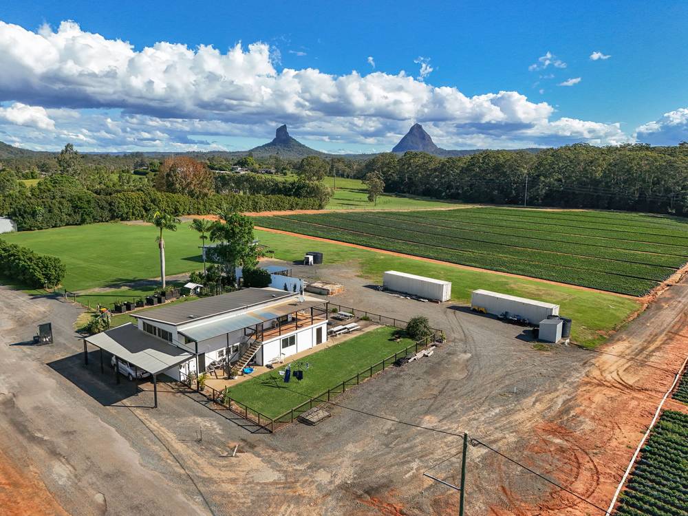 25 Pikes Road, GLASS HOUSE MOUNTAINS, QLD 4518
