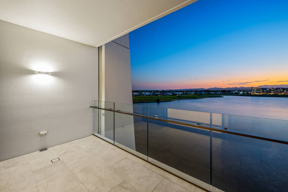 1401/2 The Lanes Boulevard, MERMAID WATERS, QLD 4218