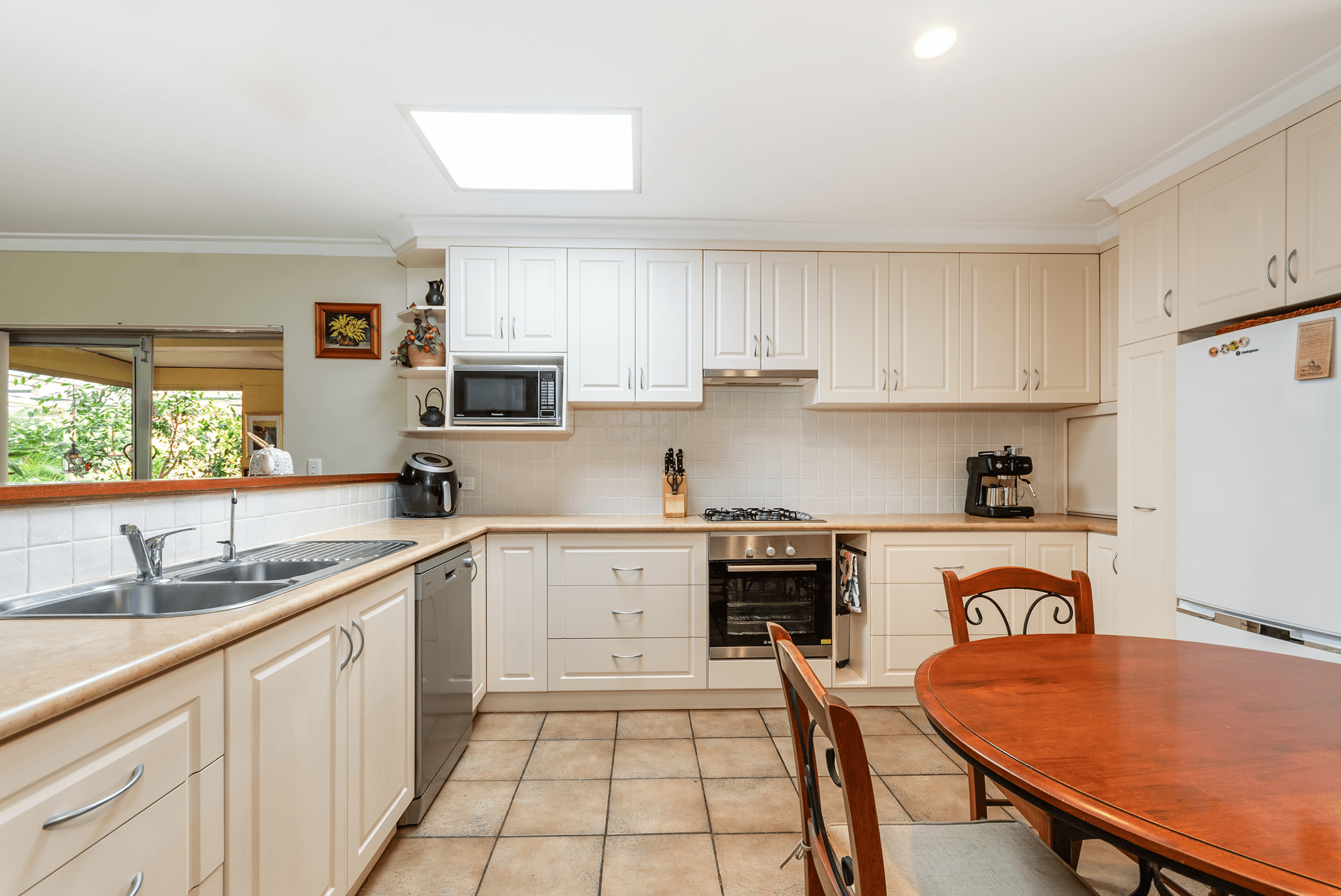 25 Downing Crescent, Wanneroo, WA 6065