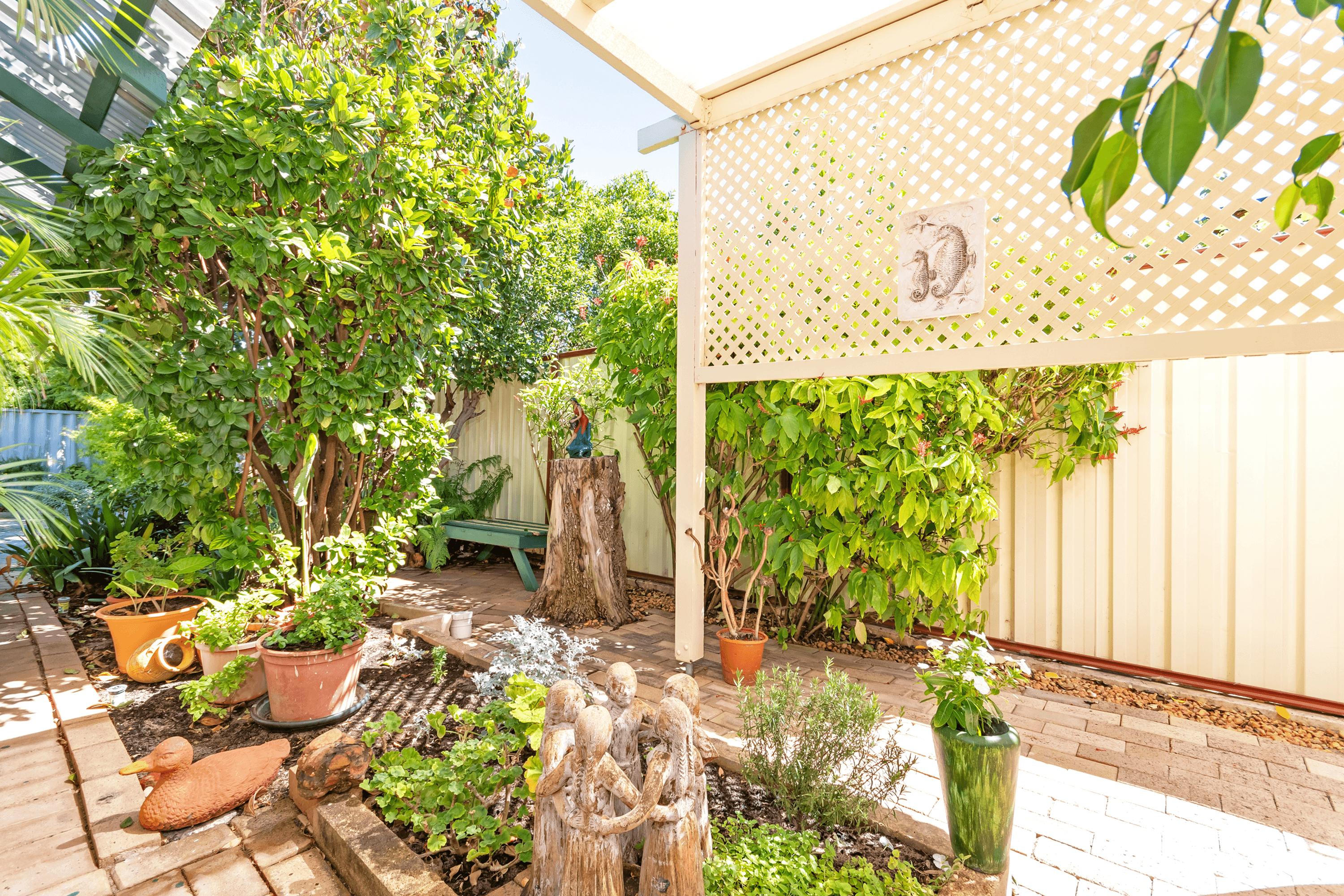 25 Downing Crescent, Wanneroo, WA 6065