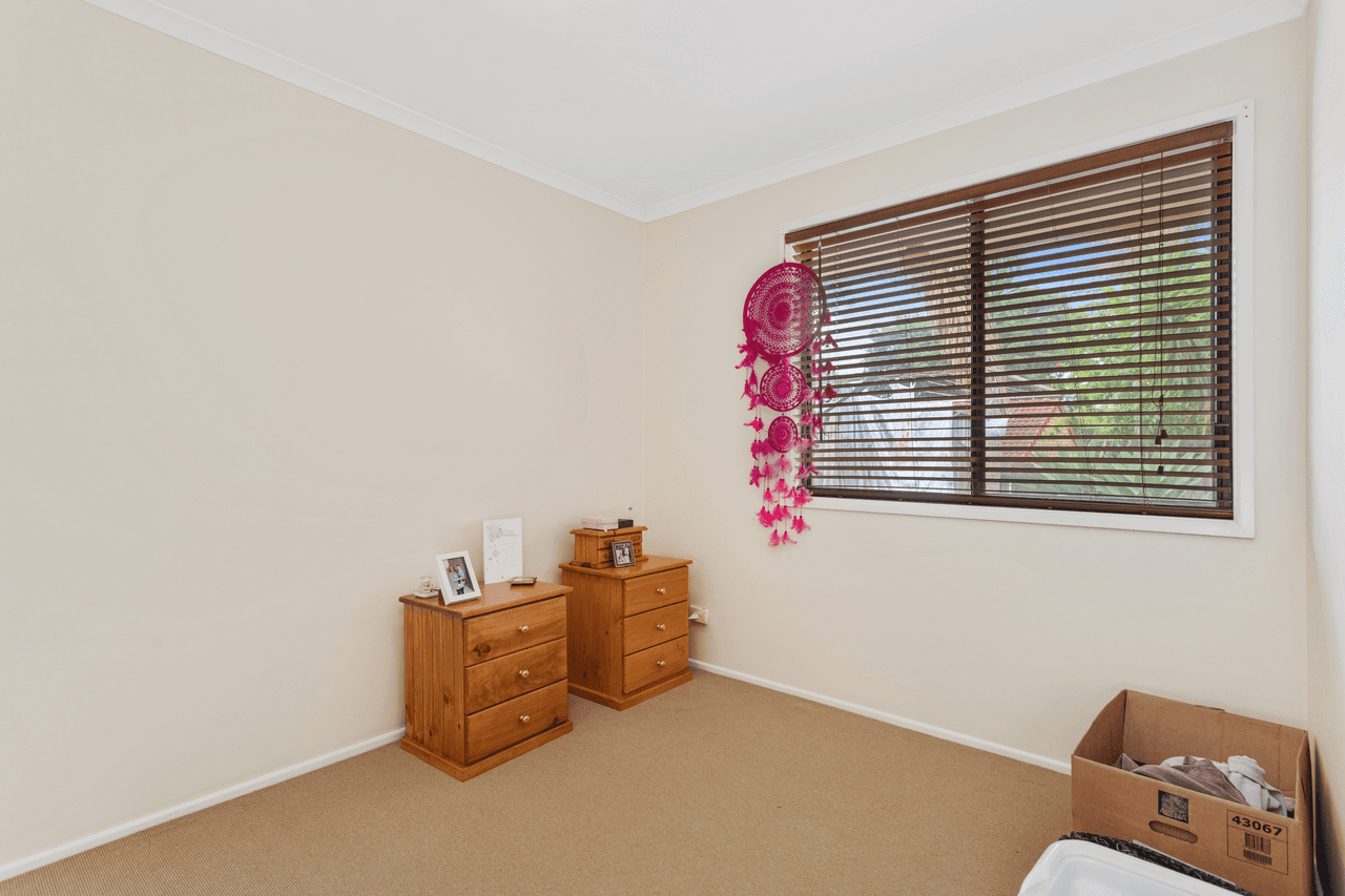 5/4 Cassandra Crescent, LABRADOR, QLD 4215