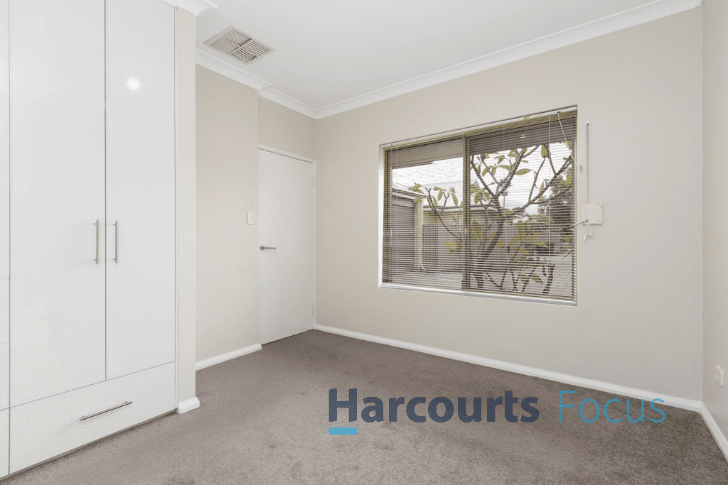 23C Ward Crescent, KELMSCOTT, WA 6111