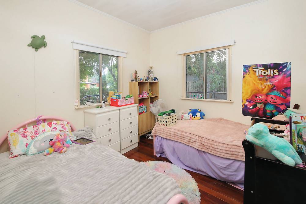 15 Gregory Avenue, DECEPTION BAY, QLD 4508