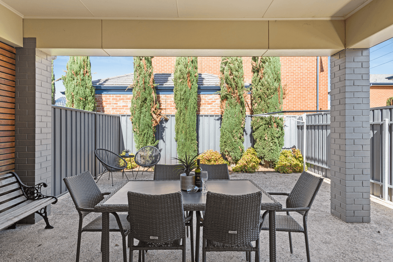 2A Bridgman Road, FINDON, SA 5023