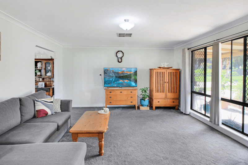 44 Mallory Street, Ashmont, NSW 2650