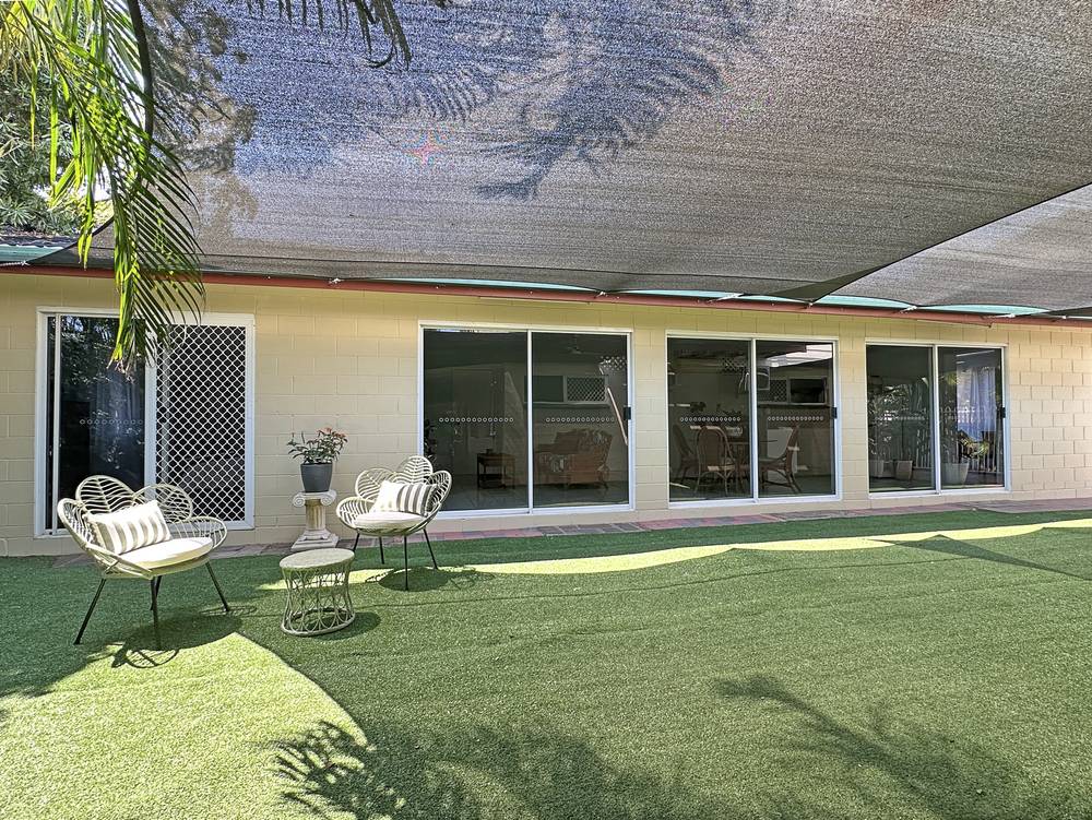 124 Horseshoe Bay Rd, Horseshoe Bay, QLD 4819