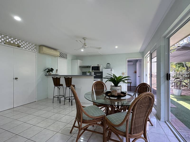 124 Horseshoe Bay Rd, Horseshoe Bay, QLD 4819
