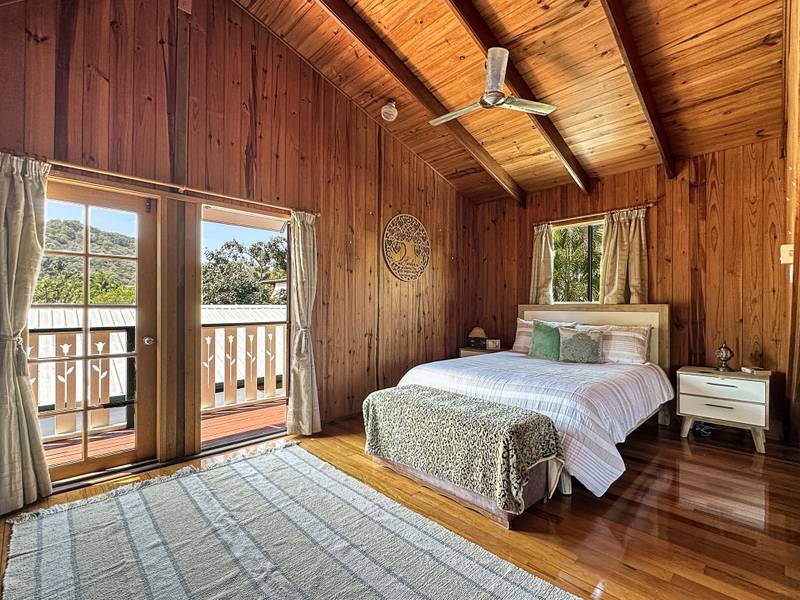 124 Horseshoe Bay Rd, Horseshoe Bay, QLD 4819