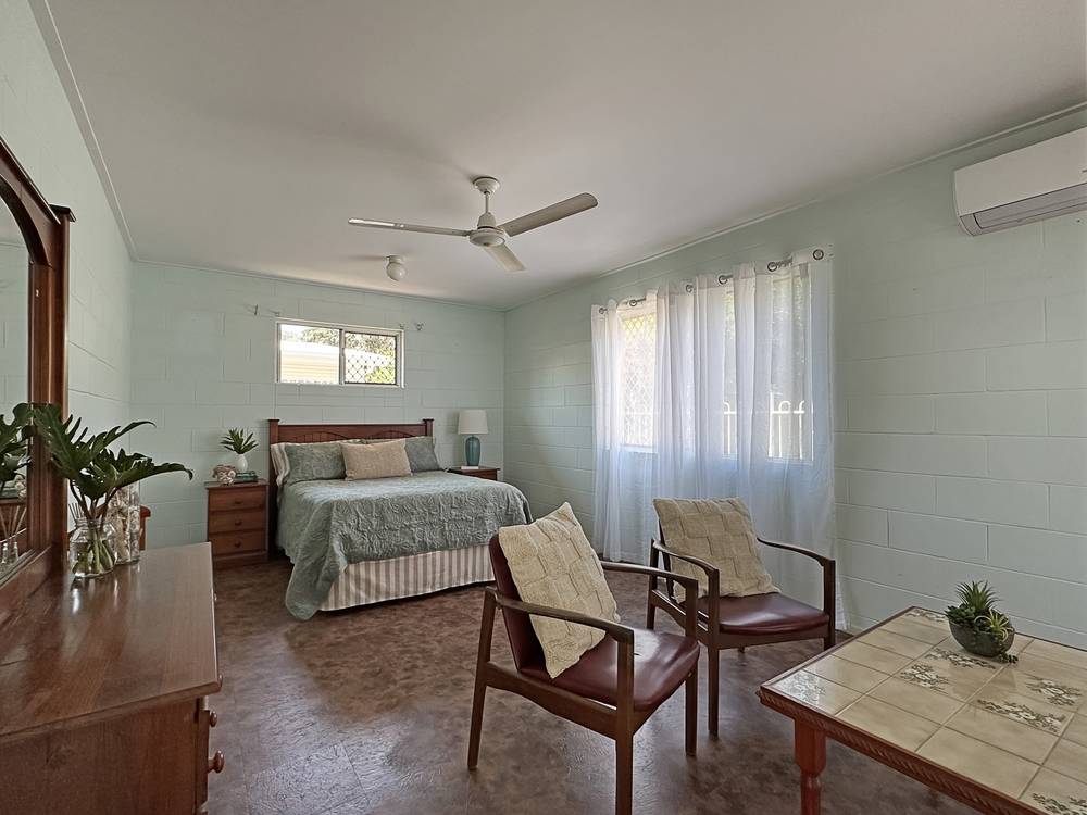 124 Horseshoe Bay Rd, Horseshoe Bay, QLD 4819