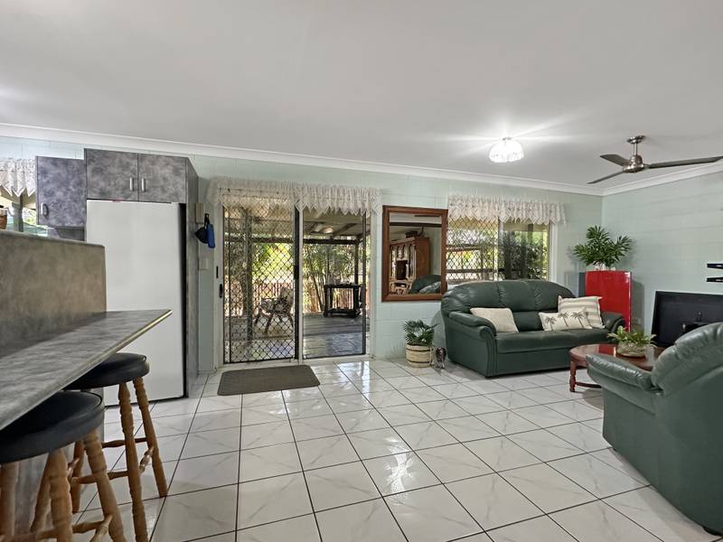124 Horseshoe Bay Rd, Horseshoe Bay, QLD 4819