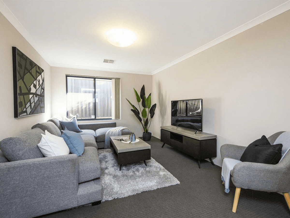 5 Hestercombe Way, LANDSDALE, WA 6065