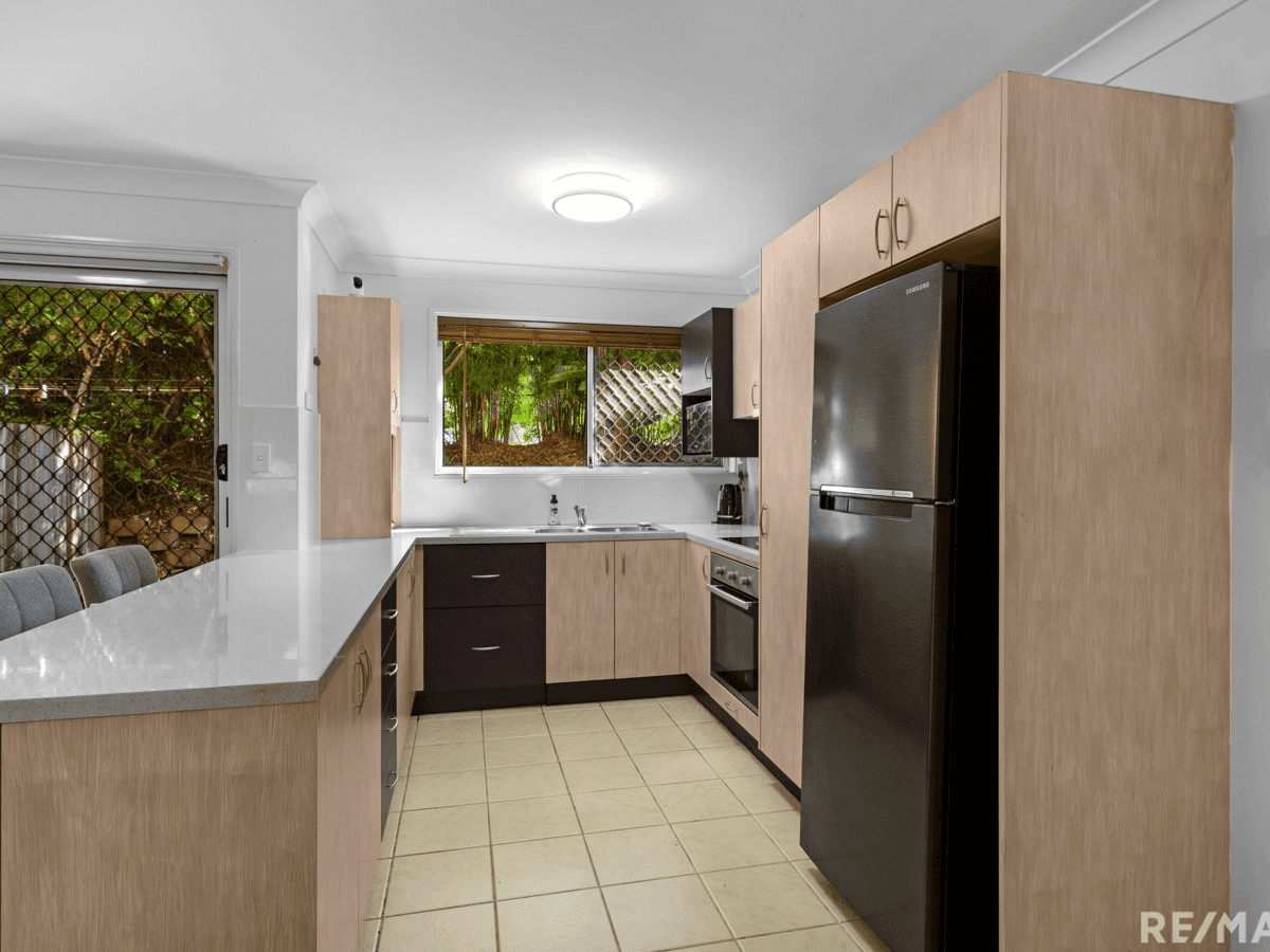 5/97 Edmund Rice Drive, SOUTHPORT, QLD 4215