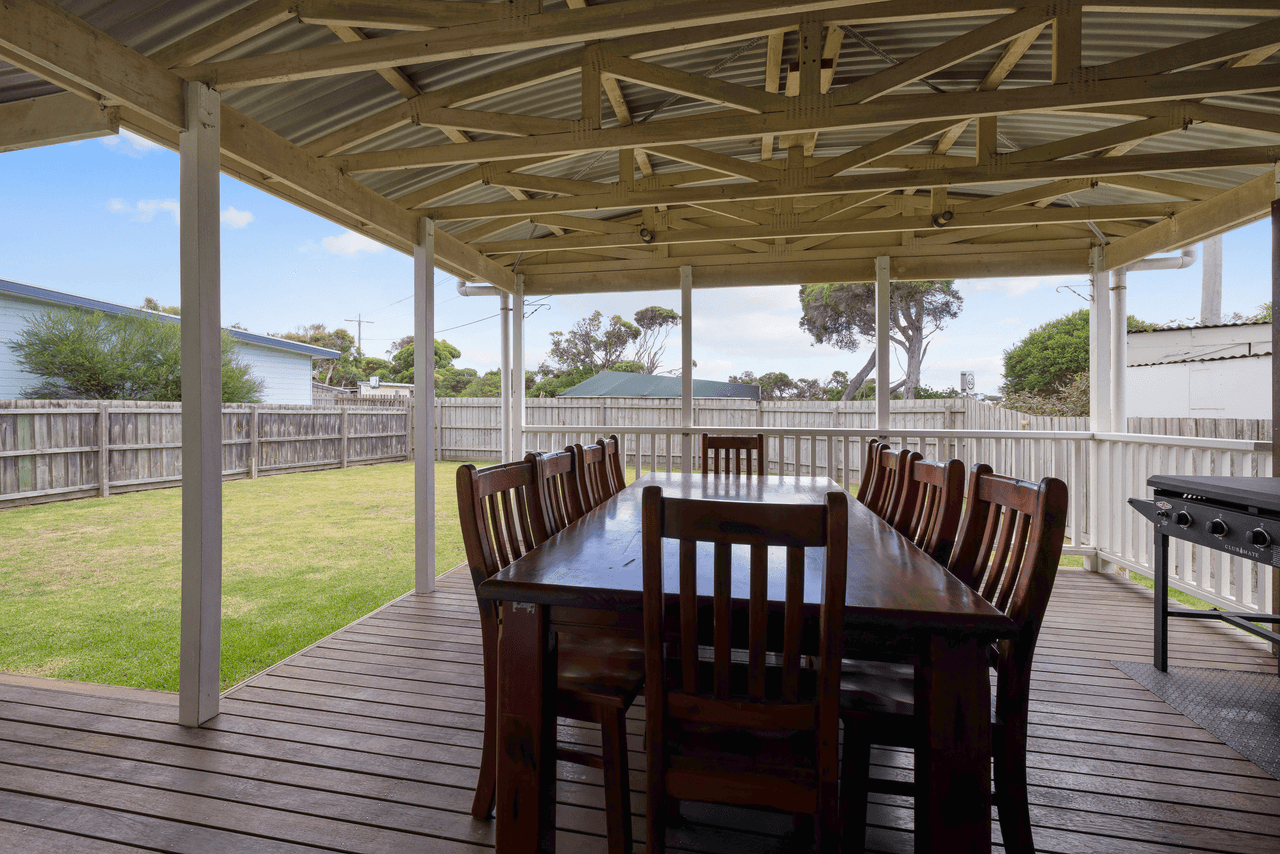 38 Elwood Avenue, SURF BEACH, VIC 3922