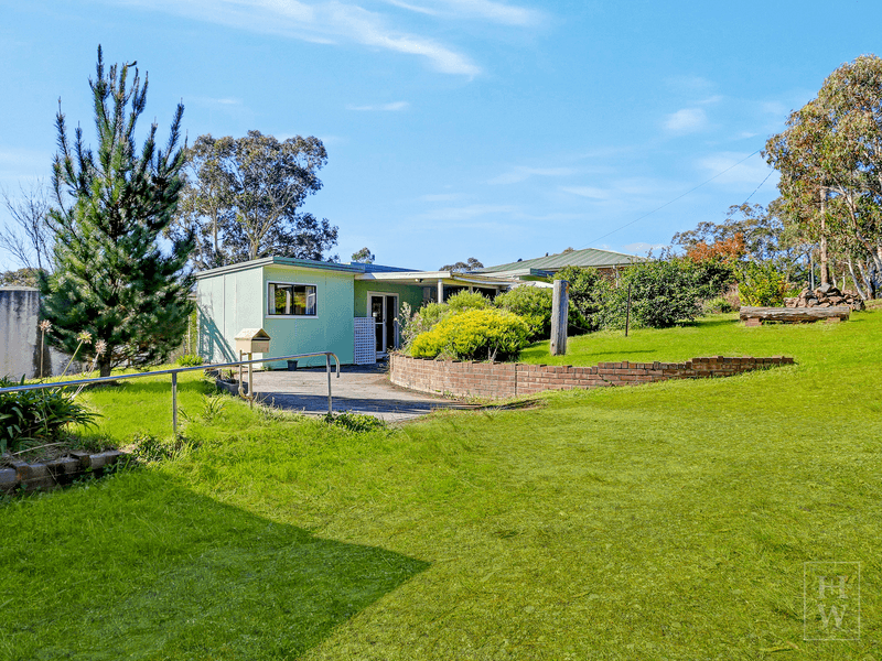 11 Huon Street, Tallong, NSW 2579