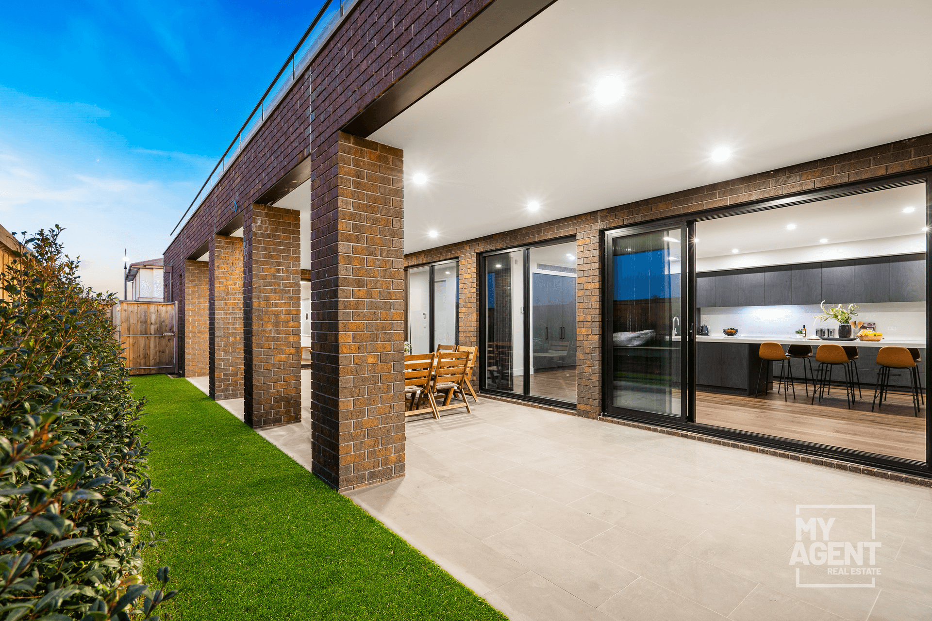 19 Blush Street, Mickleham, VIC 3064