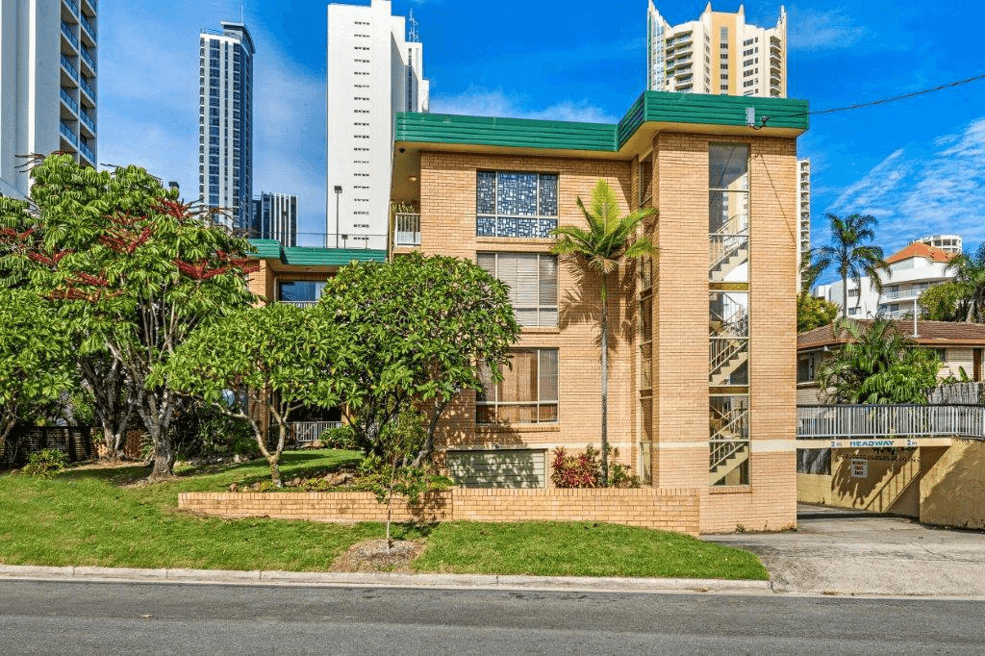 11/29 Oak Avenue, Surfers Paradise, QLD 4217
