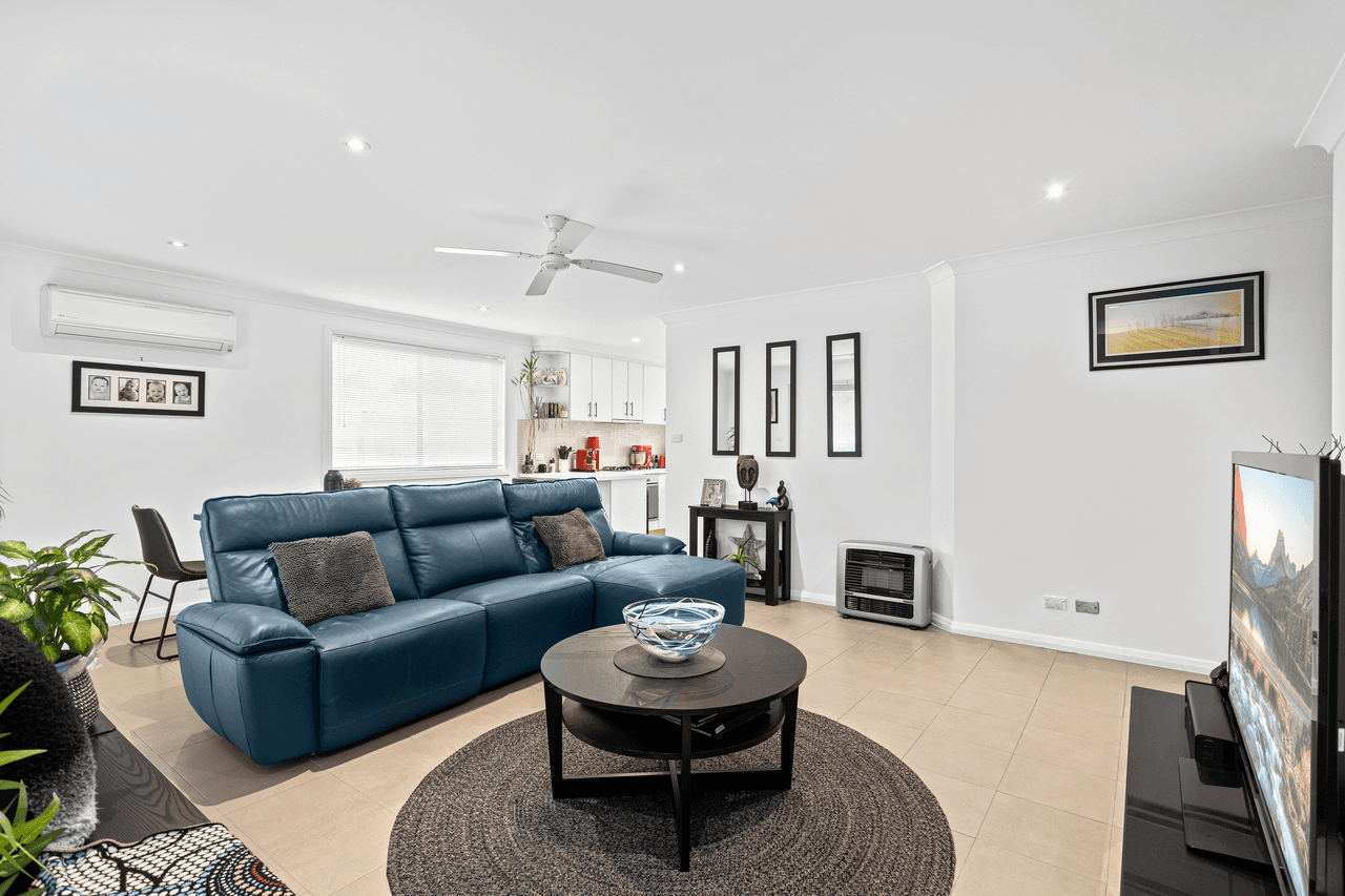 2/3 Jindabyne Road, FLINDERS, NSW 2529