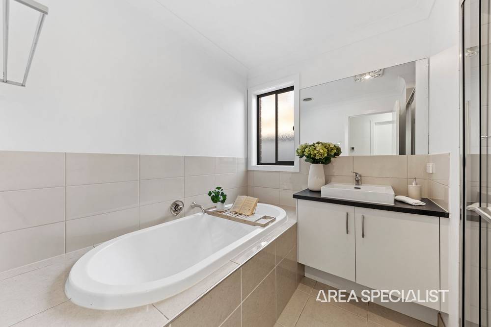 50 Arlington Avenue, Pakenham, VIC 3810