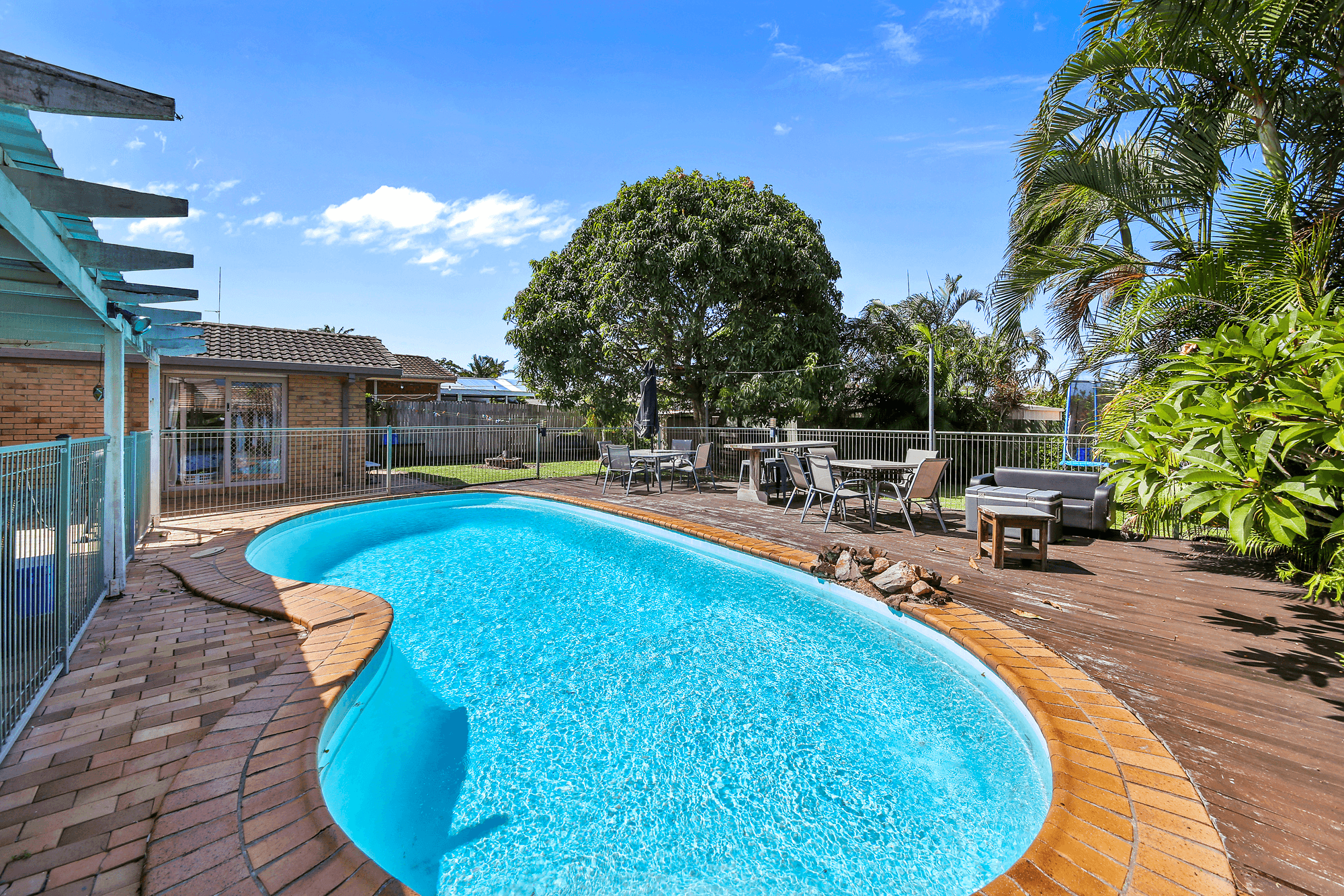 15 Hermosa Street, MOUNTAIN CREEK, QLD 4557