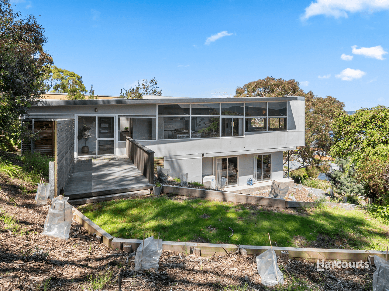 60 Karoola Road, LINDISFARNE, TAS 7015