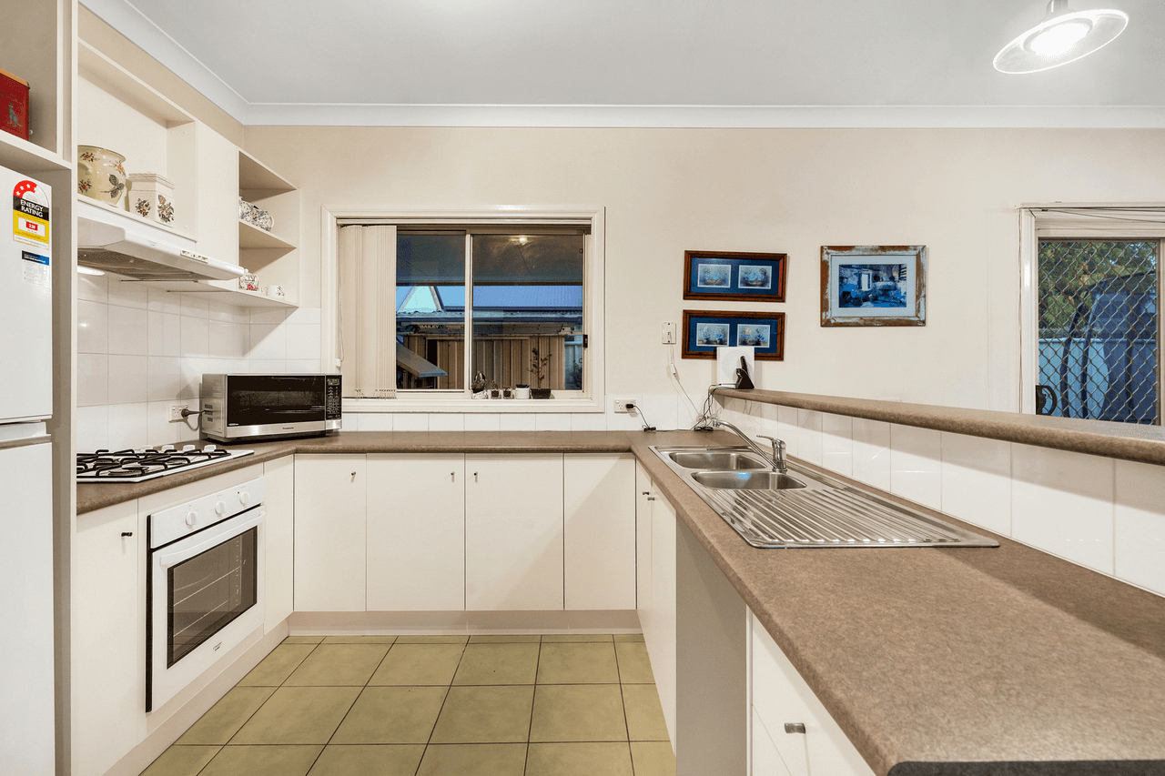 9 Kapalua Place, Craigieburn, VIC 3064