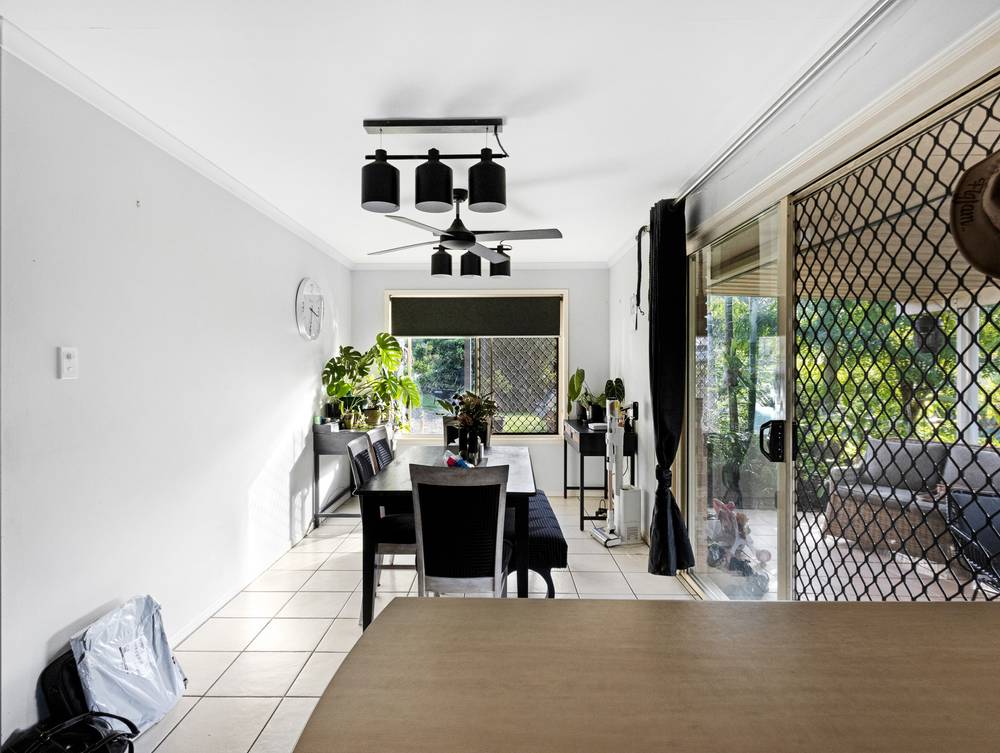 30 Blue Water Road, BOORAL, QLD 4655