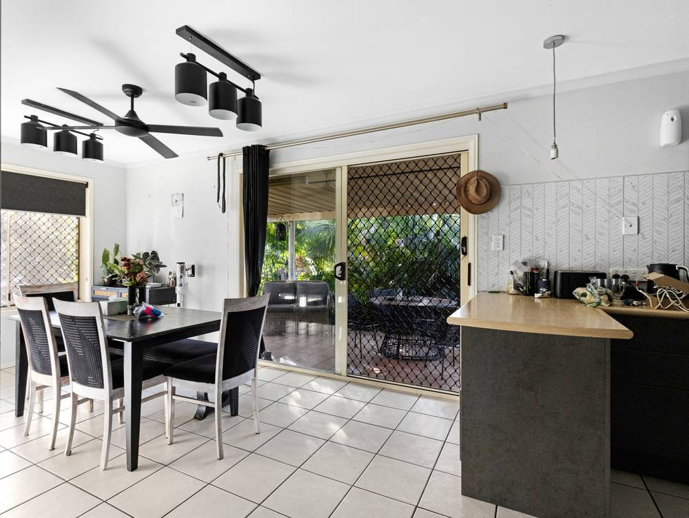 30 Blue Water Road, BOORAL, QLD 4655