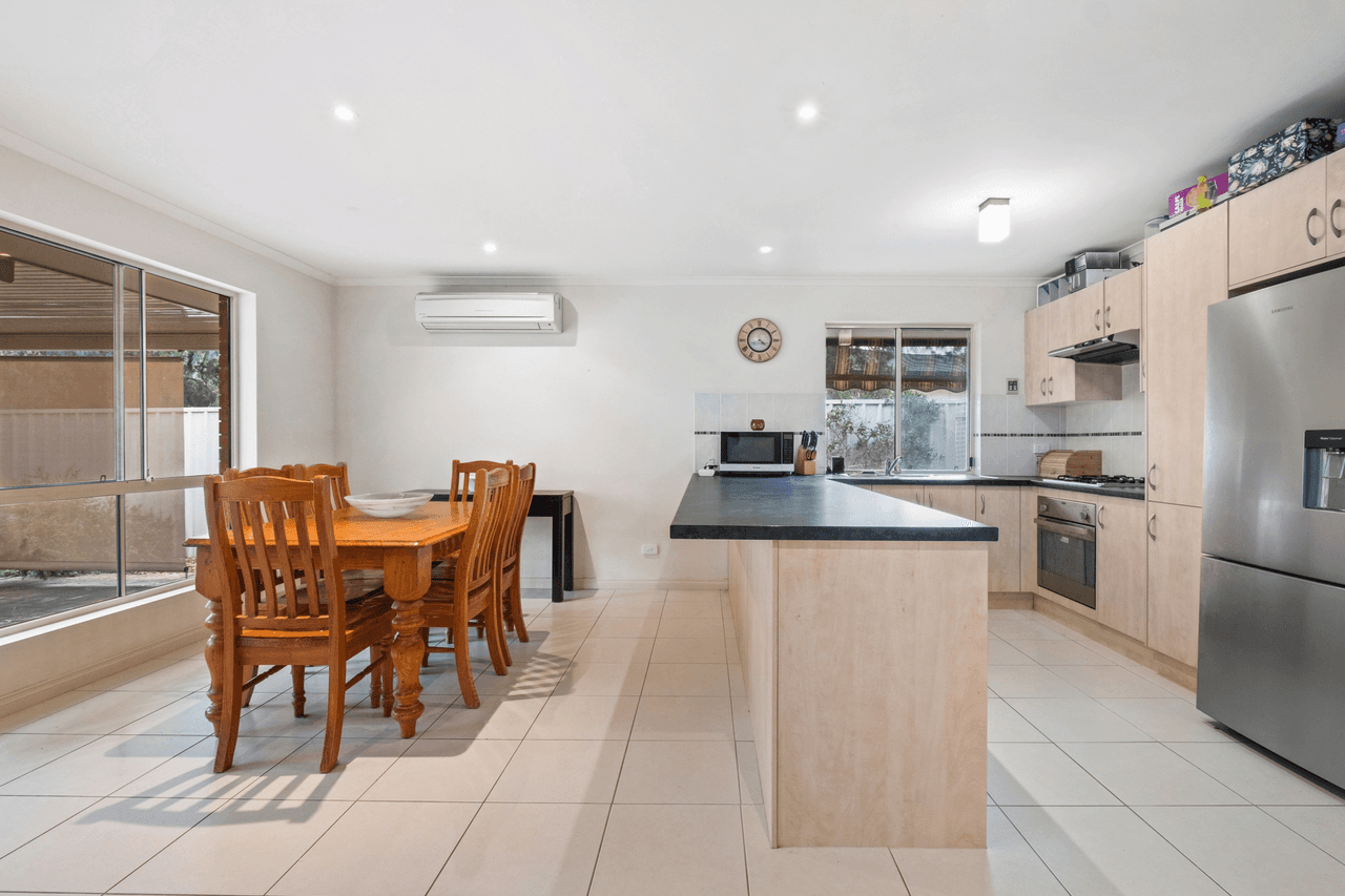 26 Penrith Court, Mitchell Park, SA 5043