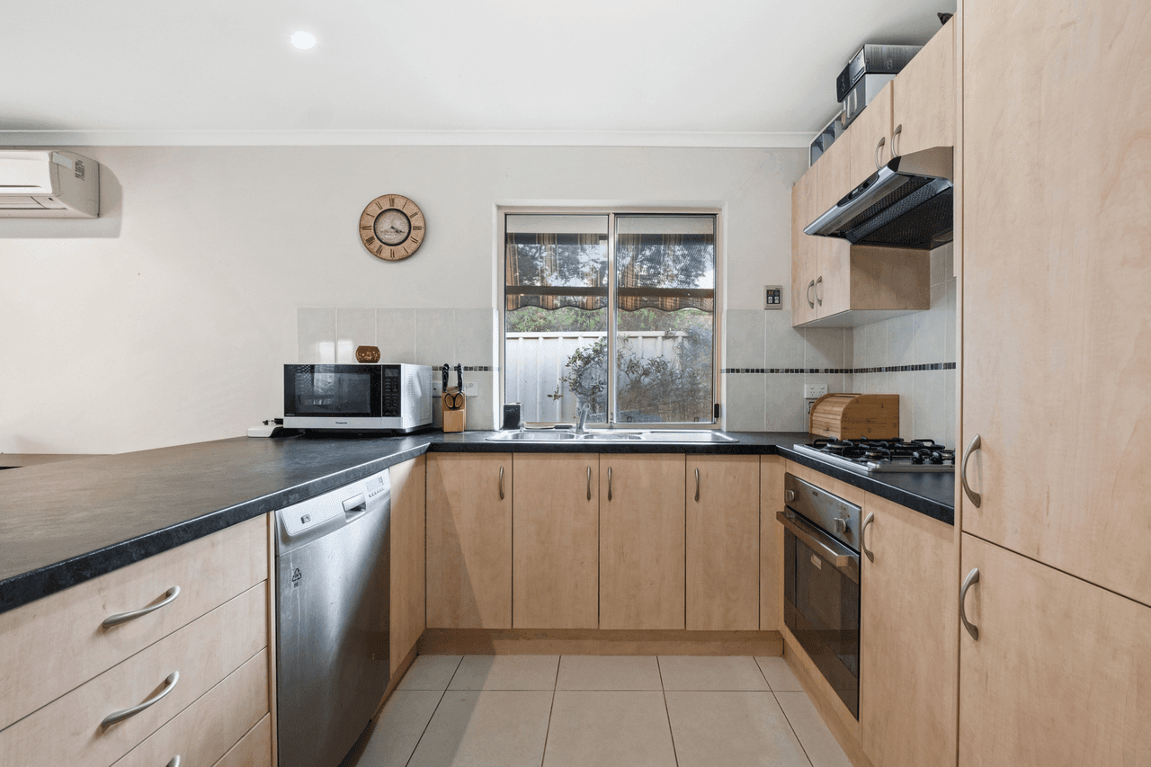 26 Penrith Court, Mitchell Park, SA 5043