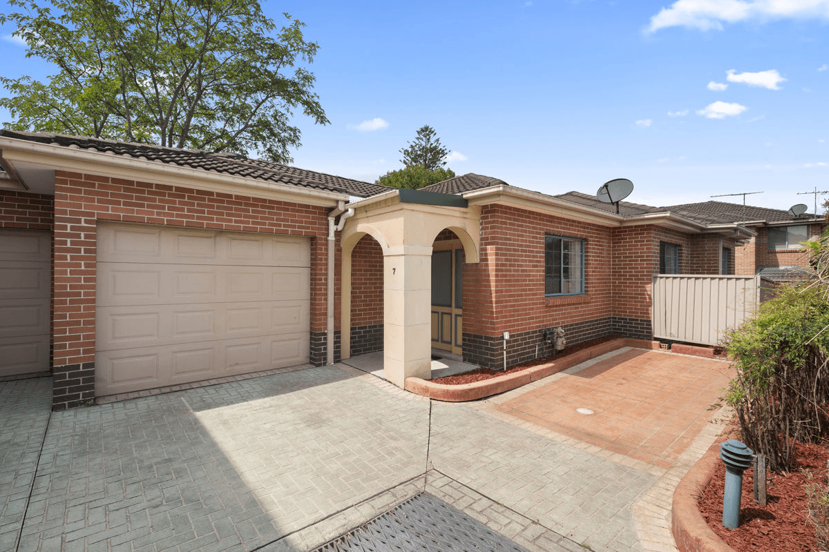 7/126-128 John Street, MERRYLANDS, NSW 2160