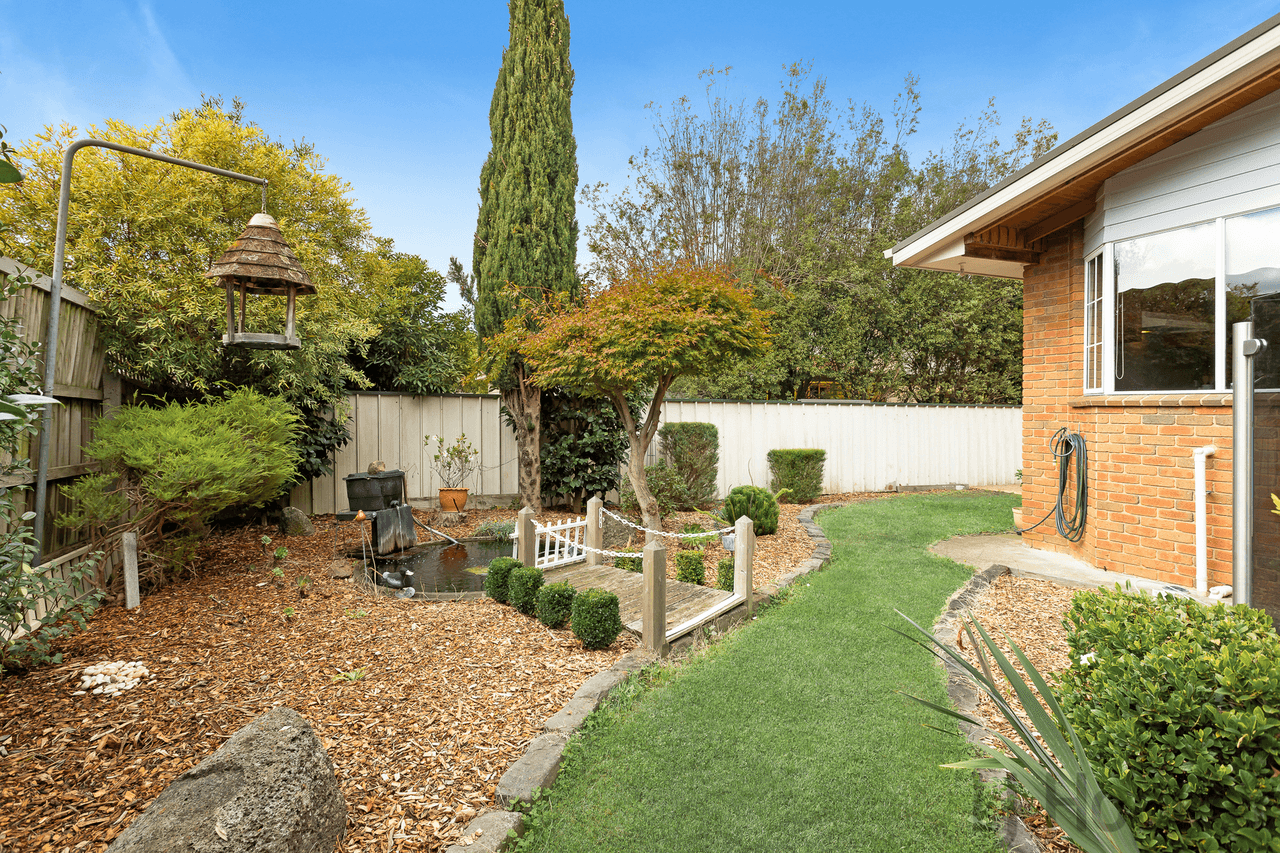 2/6 Pine Crescent, BORONIA, VIC 3155