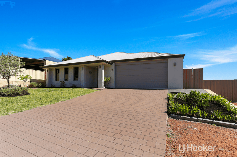 16 Robinia Rise, Collie, WA 6225