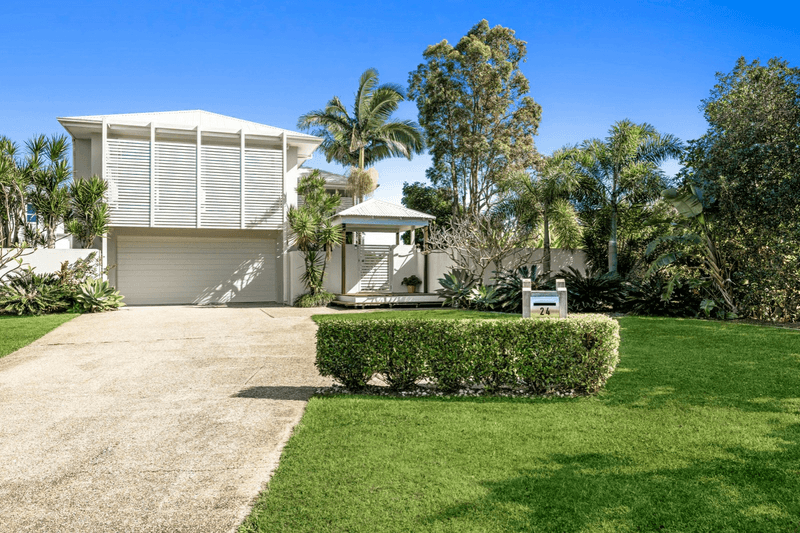 24 Anchorage Circuit, TWIN WATERS, QLD 4564