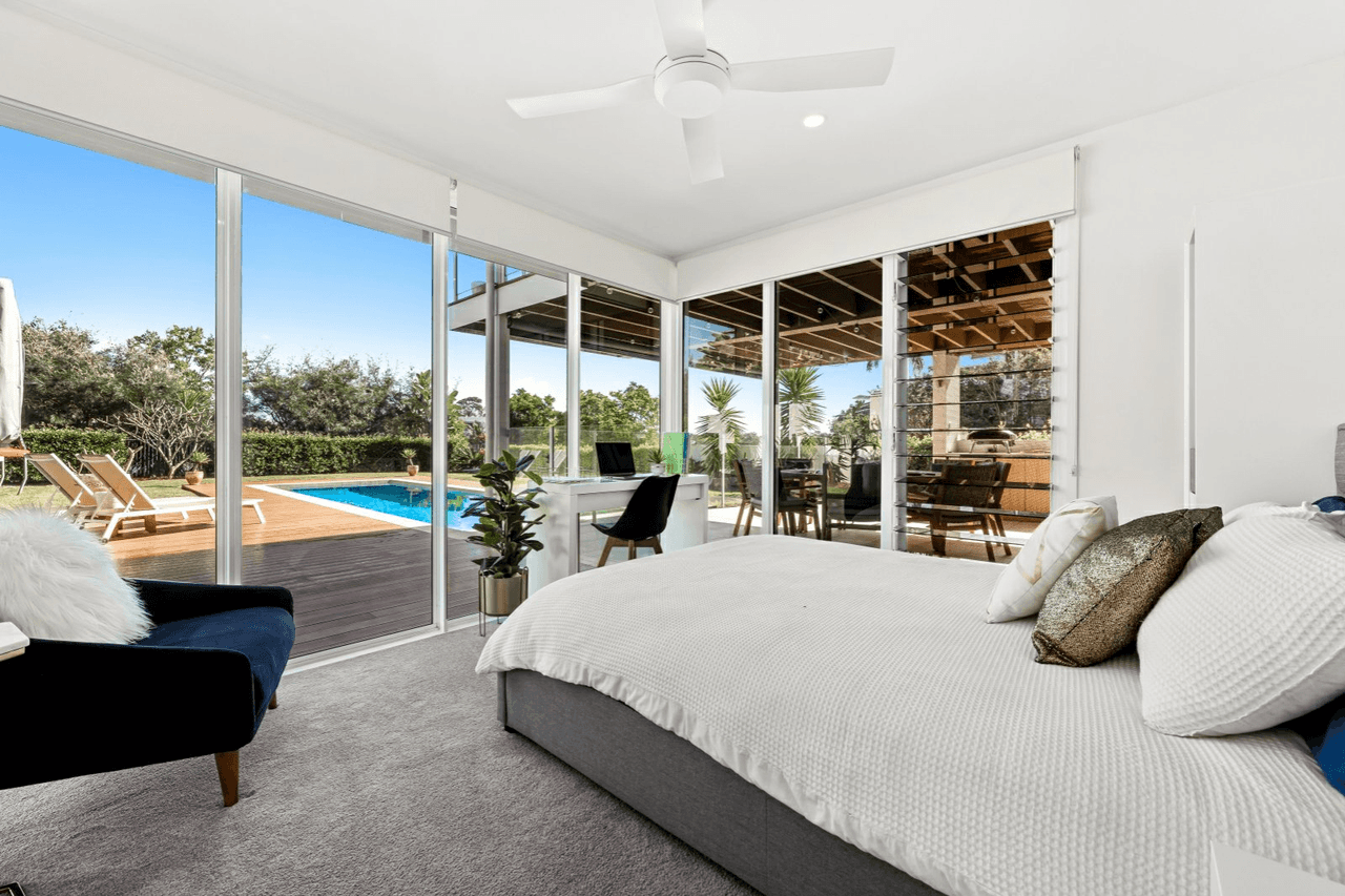 24 Anchorage Circuit, TWIN WATERS, QLD 4564