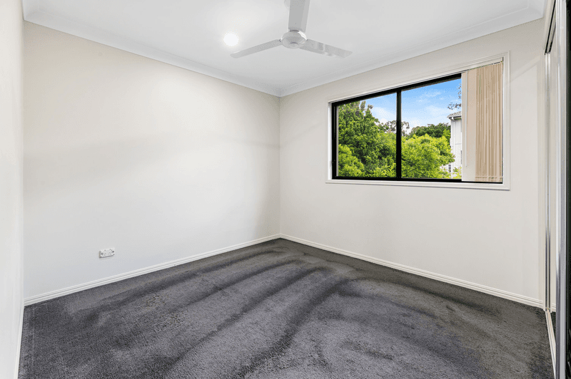 43 Mada Drive, UPPER COOMERA, QLD 4209