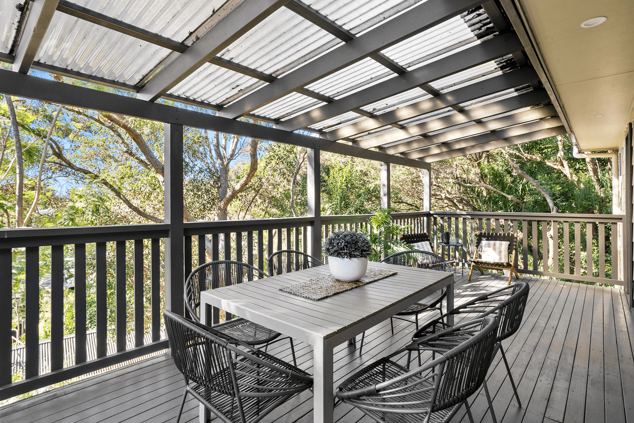 1&2/23 Lyly Road, ALLAMBIE HEIGHTS, NSW 2100