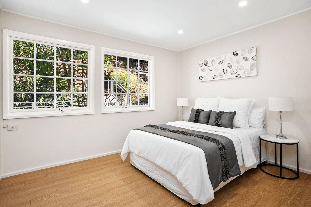 1&2/23 Lyly Road, ALLAMBIE HEIGHTS, NSW 2100