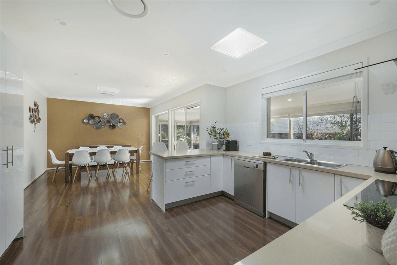 47 Golf Avenue, Mollymook, NSW 2539