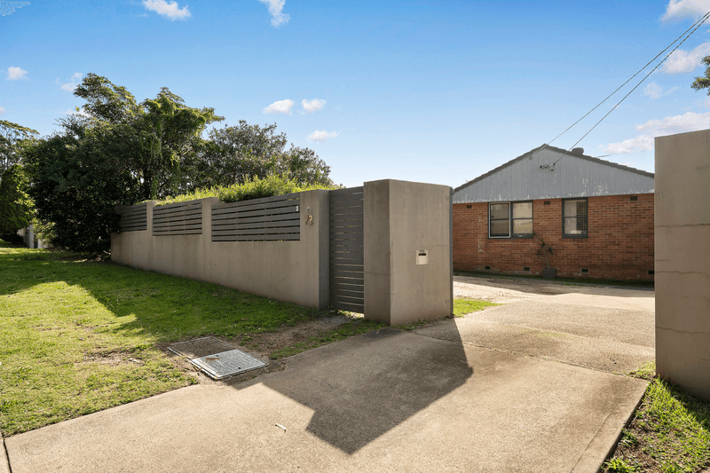 72 Frenchs Forest Road, Seaforth, NSW 2092